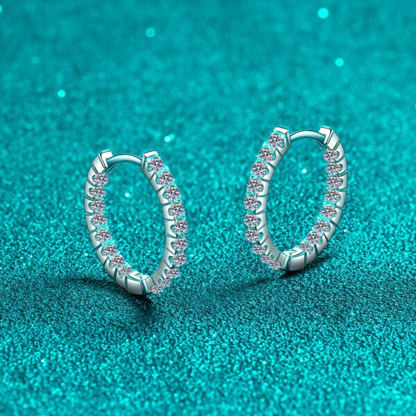 Moissanite Earring - Image 3