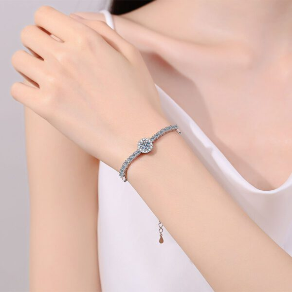 Glistening Moissanite Chain Bracelet