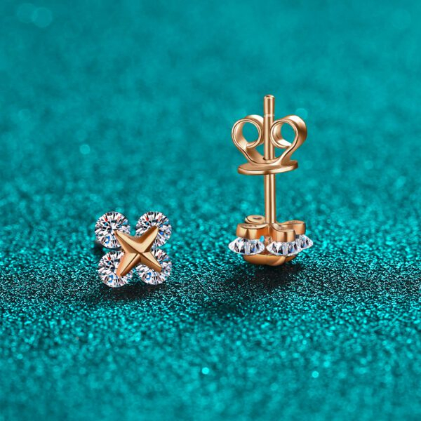 Clover Moissanite Stud Earrings - Image 4